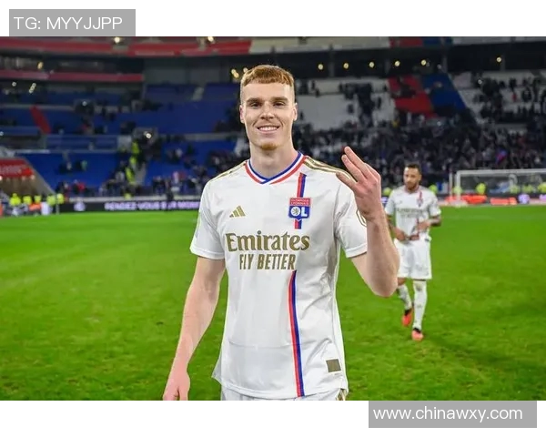 足球明星中家境最贫困的球员是谁他的成长故事引人关注